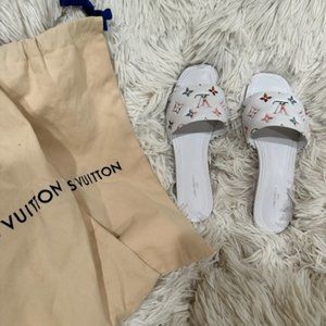 LV By The Pool Sandals, Size 38.5 (US 8.5)